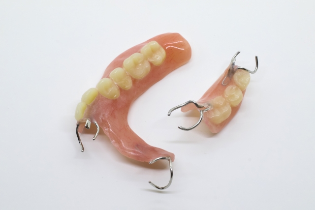 保険適用の入れ歯